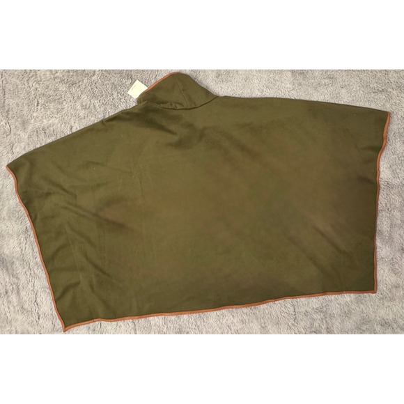 Tuckernuck Leather Trim Funnel Neck Piper Poncho One Size Olive Chic Old Money - Picture 8 of 8